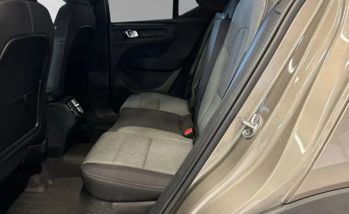 Volvo XC 40 cena 146600 przebieg: 37200, rok produkcji 2021 z Katowice małe 29